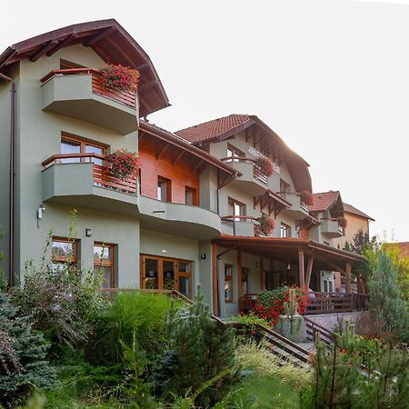 Pensiunea Heveder Praid Exterior foto