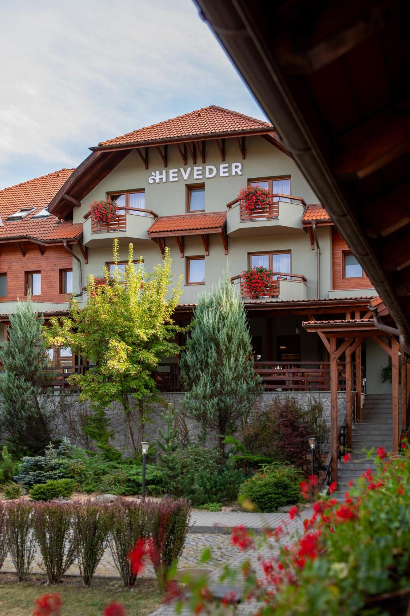 Pensiunea Heveder Praid Exterior foto